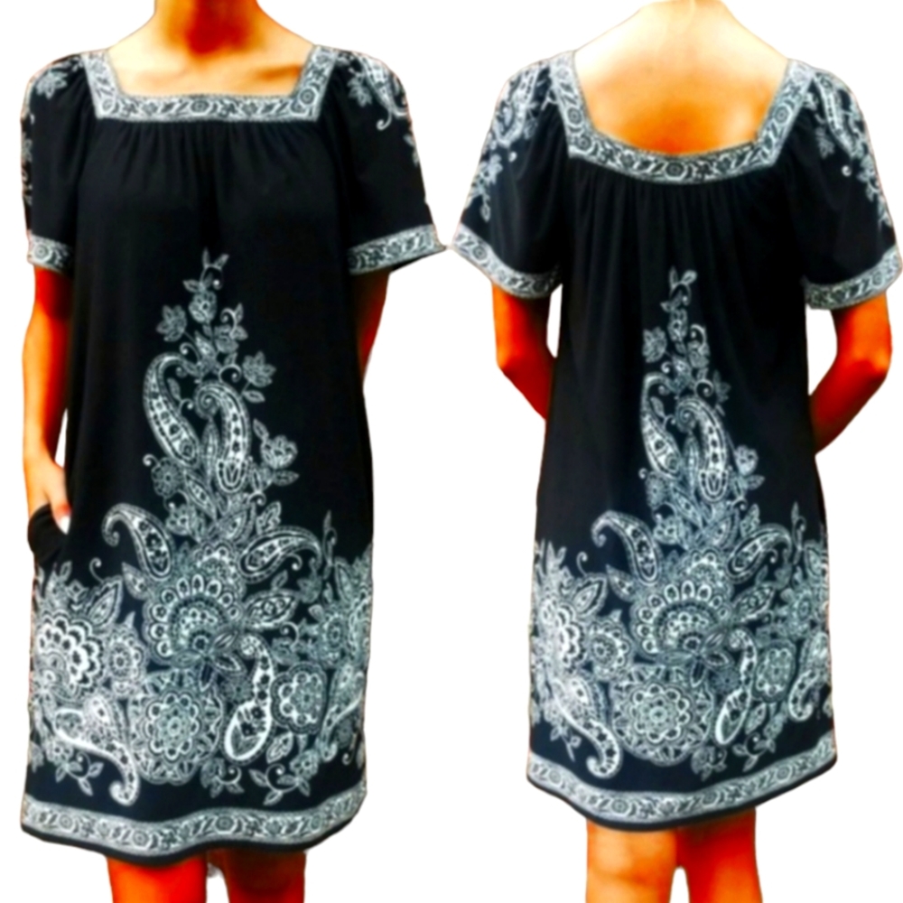 Like 🆕 Black & White Paisley Tunic  Boho Style Dress w/ Bell Sleeves & Pockets